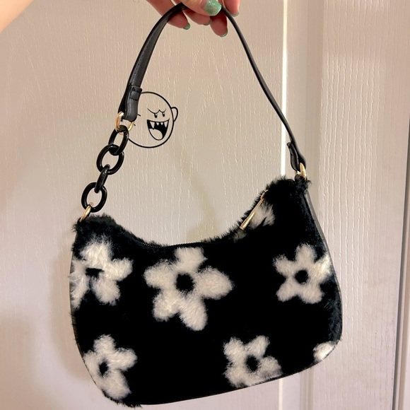 FAUX FUR FLOWER MINI SHOULDER BAG - Picture 1 of 3